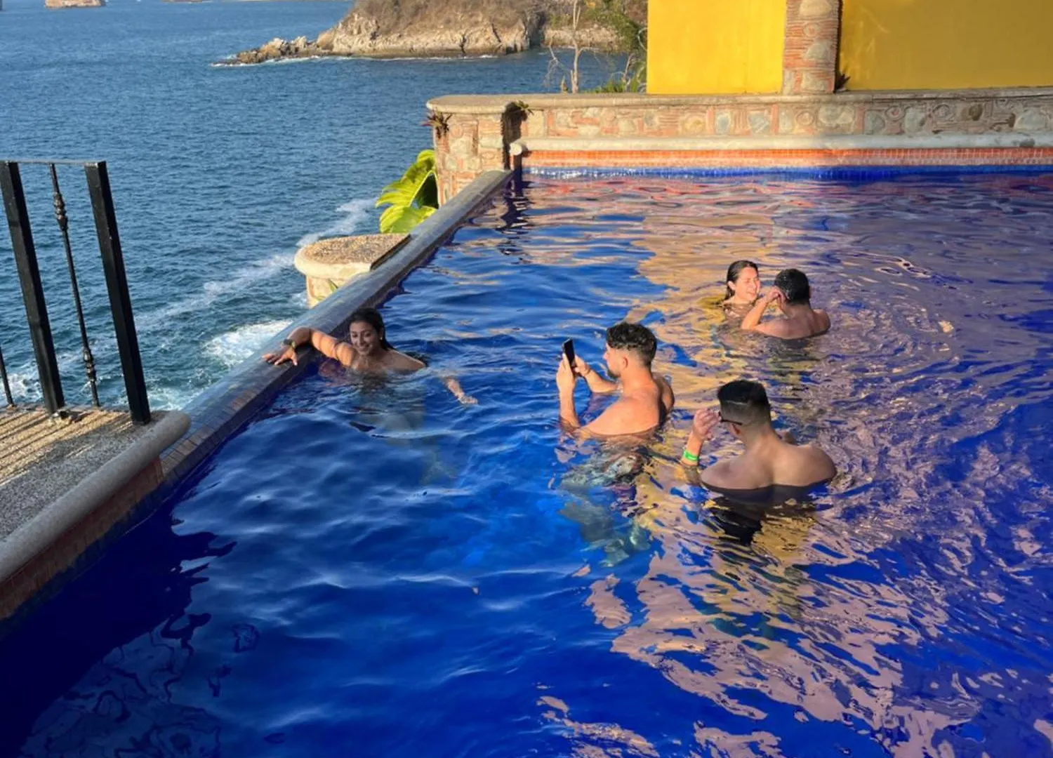Villa Ocean Front Villa*Beach*Heated Pools* Chef*Staff Puerto Vallarta Mexico